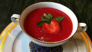 Soupe De Fraises A La Menthe Au Thermomix Recette Thermomix Soupe De Fraises Recettes De Cuisine Idee Recette Thermomix