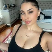 Kim Deroche (@kderoche_)