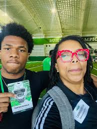 Kevin Gilbert Jr (@kevingilbertjr)