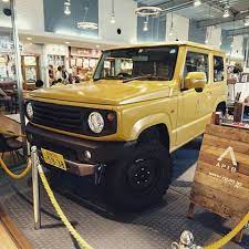 新型ジムニーjb64アピオコンプリートカープロトタイプ 新東名パーキングに展示中です 新型ジムニー ジムニー jb64 jimny アピオジムニー アピオコンプリートカー ネオパーサ清水 suzuki jimny suzuki