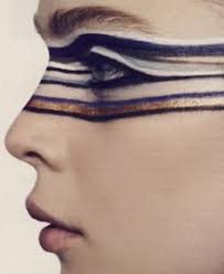 30 Metallic storyboard ideas