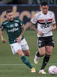 Agora, o são paulo se prepara para enfrentar o red bull bragantino, no próximo domingo (4), às 18h15, pela 9ª rodada do campeonato brasileiro. Sao Paulo Vence O Palmeiras Pela Primeira Vez No Allianz E Pressiona Luxa