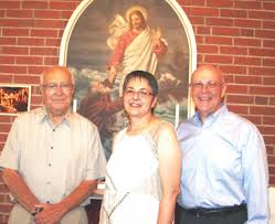 Founding family visits Madsen exhibit