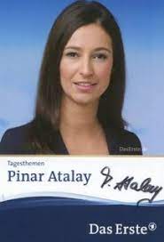 Seit 2014 war pinar atalay bei den „tagesthemen, nun macht sie schluss foto sie ist verheiratet und wurde 2017 mutter einer tochter. Biografie Pinar Atalay Lebenslauf Steckbrief