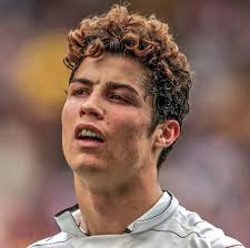 سواريز، ليوا، إبرا، بنزيما، ولكن إذا كان نهائيًا، فسأختار دروجبا فوق الجميع  لول