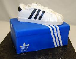 Sneaker Cakes 04 Shoe Cakes Shoe Box Cake Novelty Cakes