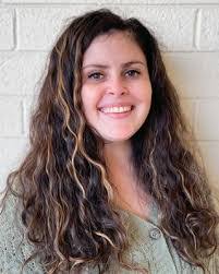 Miranda Lewis's Instagram, Twitter & Facebook