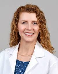 Shelly Loveland's Instagram, Twitter & Facebook