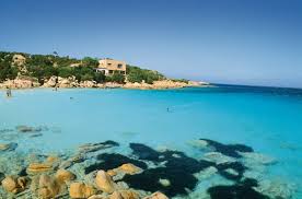 La sardaigne est la deuxième plus grande île italienne et est située au milieu de la mer méditerranée. Sardinia Dream Walks Sardaigne