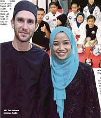 Eksklusif mat yo kongsi sebab dia memilih sarawak united astro arena 2freephones. Mat Dan Teruja Sambut Ramadan Pressreader