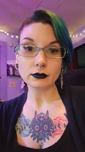 Hi I live in Mandurah Western Australia and would love a chat/ friend.