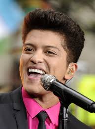 Bruno mars presents his dad who plays the congas and brother, and play's with them. Bruno Mars What Is His Height Who Is His Girlfriend And More Facts Revealed