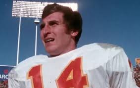 Former Iowa Hawkeye Defensive Lineman Dead at 43