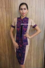 Model baju batik solo dari toko batik online terbaru sedia batik modern bahan kain batik tulis dari dress model baju batik atasan wanita seperti blouse batik, dress batik, gamis batik untuk batik kerja kantor juga kemeja batik pria model batik mega mendung, batik kawung, batik parang, jarik batik klasik, kombinasi kain polos, rok batik, batik sutra pejabat Pin Di Gaun