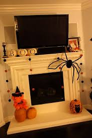 70 great halloween mantel decorating ideas. 5 Fireplace Decorations For Halloween