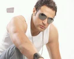 في هذا اليوم المبارك إليكم هذه الصورة لنسخة من القرآن الكريم باللغة  العبرية. وتتضمن الصفحة المعروضة أمامكم سورة الفاتحة وجزءا من سورة البقرة،  في دليل واضح على السلام والتعايش بين مختلف الأديان