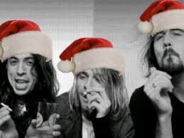 Maybe you would like to learn more about one of these? D H I K A On Twitter Kurt Cobain Dave Grohl And Krist Novoselic Wearing Santa Hats Http T Co C9labevrkb