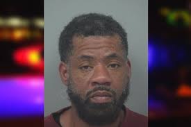 Tommie Lott's Instagram, Twitter & Facebook