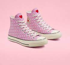 Play comme des garçons x converse red heart chuck taylor all star '70 high (white) quantity. Converse With A Love Heart Pasteurinstituteindia Com