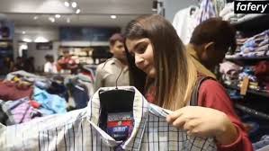 The best gifs for feferi peixes. Fafery Fafery The Family Store Aanand Nadiad