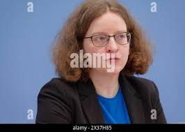 SR Gesundheit & Pflege stellt Fachkäfte-Gutachten vor 2024-04-25  Deutschland, Berlin