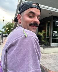 🎉 Happy Birthday to our Head Honcho, Jared! 🤠🥳 Here's a few reasons  we're extra thankful for you today: • A leader who leads by example ✨ • A  friend who always