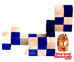 When the new pieces are in place, push all the pieces back into the cube. Ttp 192 Lbm Solution Snake Cube Blue Medium Level Box