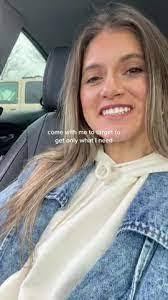 Kellie Stoner's Instagram, Twitter & Facebook