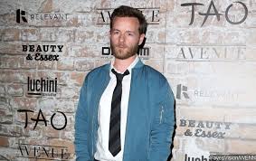 In fact, the actor, best known as francis on the show, quietly got engaged to pecoraro in june. Malcolm In The Middle Alum Chris Masterson Is Engaged