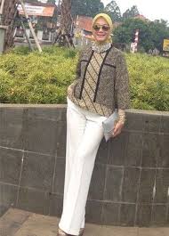 Model baju kantor 2020, baju kantor gaya korea,supplier fashion import wa: 39 Koleksi Model Batik Kerja Wanita Terlaris 2021 Model Baju Muslim Kebaya Modern Model Baju Muslim Kebaya Modern