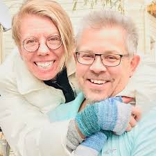 Updated Denver snow probabilities from NWS Boulder, with the downward trend  showing. Short-range models are bearish, global modeling down some but  still generally 1-3”. 0.1”+: 87% 1”+: 50% 2”+: 32% 4”+: 4%