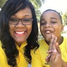 Sandra Jump's Instagram, Twitter & Facebook