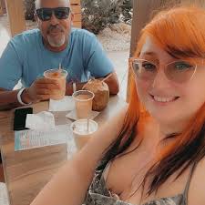 I´ll be visiting Chicago from May 20-24, my hotel is near Chicago O´Hare  airport, I´ll be landing at 3 pm, I was wondering If is there any suburbs  interesting to sightseeing that