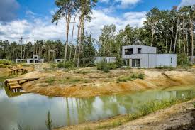 This is terhills resort by center parcs by pvcp on vimeo, the home for high quality videos and the people who love them. Vakantieparken Zo Ver Het Oog Reikt De Standaard Mobile