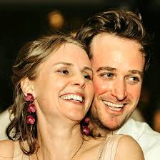 span>Weddings</span>