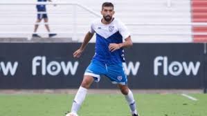 Amor começou a sua carreira nas categorias de base do vélez sársfield. Emiliano Amor Confirmo Su Fichaje En Colo Colo Estoy Muy Contento De Llegar A Un Club Tan Grande Alairelibre Cl
