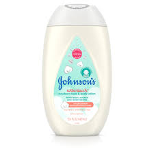 Johnson's baby shampoo provides a mild, gentle clean that won't irritate your baby's eyes during bath time. Johnson S Rebranding And Ingredient Changes 2018 Popsugar Family