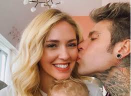 È nato leone, il figlio di fedez e chiara ferragni: Chiara Ferragni E Fedez Leone E Fuori Pericolo Rischiava La Sordita