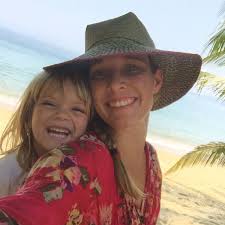 Maria Bester aus Aachen lebt mit ihren Kindern im Dschungel