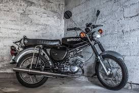 Bild Konnte Enthalten Motorrad Und Im Freien Simson Simson S51 Simson S50