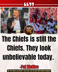 HEN237 upskirt flash