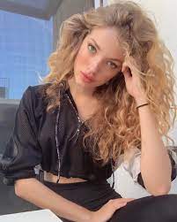 Tanya Kizko Tanyakizko Photos Et Videos Instagram Curly Girl Hairstyles Trendy Hairstyles Curly Girl