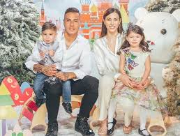 La situación amorosa de eduardo vargas y daniela colett era un misterio luego de los enigmáticos mensajes que ambos han compartido en redes sociales desde hace un par de semanas. La Bella Noticia Que Irrumpe En La Vida De Daniela Colett Y Edu Vargas Lima Limon Entretencion