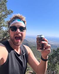 April Hike in the books. ✓ South Piedra Lisa Trail, 4.5ish miles,  uphill…like seriously uphill. Tough Moderate. Beautiful hike really close  to ABQ! Beers at the top courtesy of @riobravobrewing