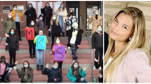 Hat den songschreiber master kg und kinder. Madchen Realschule Rosenheim An Jerusalema Challenge Teilgenommen Es Soll Den Menschen Ein Lacheln Ins Gesicht Zaubern Rosenheimer Lehrerin Motiviert Ganze Schule Fur Tanz Projekt Bayern