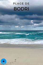 Corse La Plage De Bodri Sur La Commune De Corbara En Balagne Par Temps D Orage Les Couleurs Sont Spectaculaires Plage Plage Paradisiaque Corse
