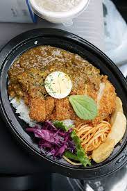 いまヒナタキッチンが熱い ちゅらかじとがちまやぁ タンドリーチキン トルコライス 美味しい