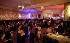 Standort:auguststraße 24, 10117 berlin, deutschland. Disco Tuesday At Clarchens Ballhaus
