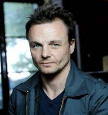 Deffert wurde bei juril anikeew in hamburg und moskau ausgebildet und besuchte die filmhochschule in los angeles. Michael Deffert Muppet Wiki Fandom