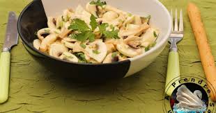 Salade De Champignons De Paris Recette Par A Prendre Sans Faim Salade De Champignons Champignon De Paris Champignon